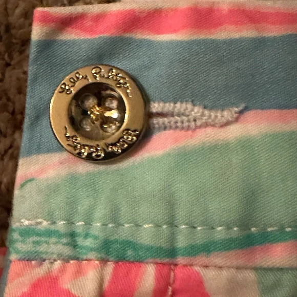Lilly Pulitzer “out to sea” Callahan short, size 4 - Picture 5 of 7